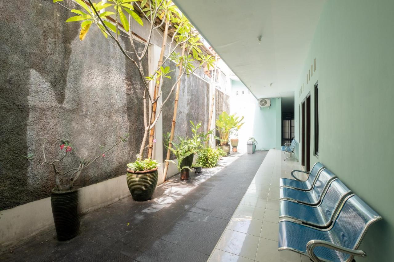 Spot On 2419 Rumah Nugraha Hotel Syariah Yogyakarta Extérieur photo